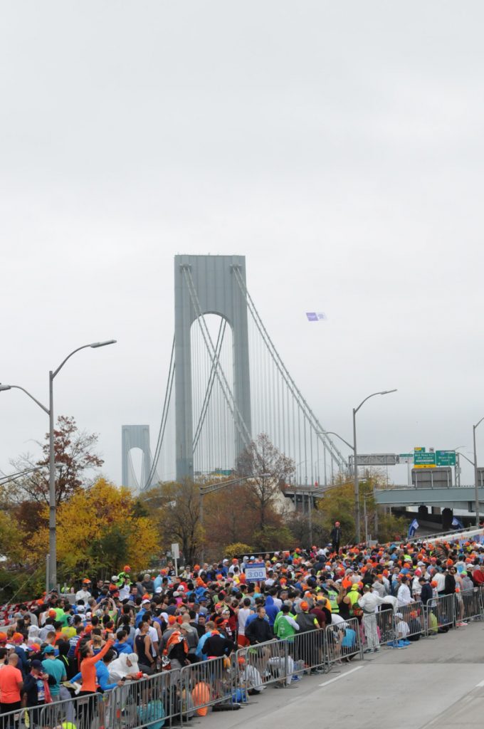 Queues before NYC Marathon 
