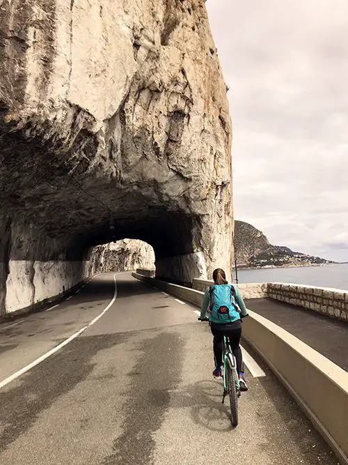 Cycling from Nice to Monaco with cars