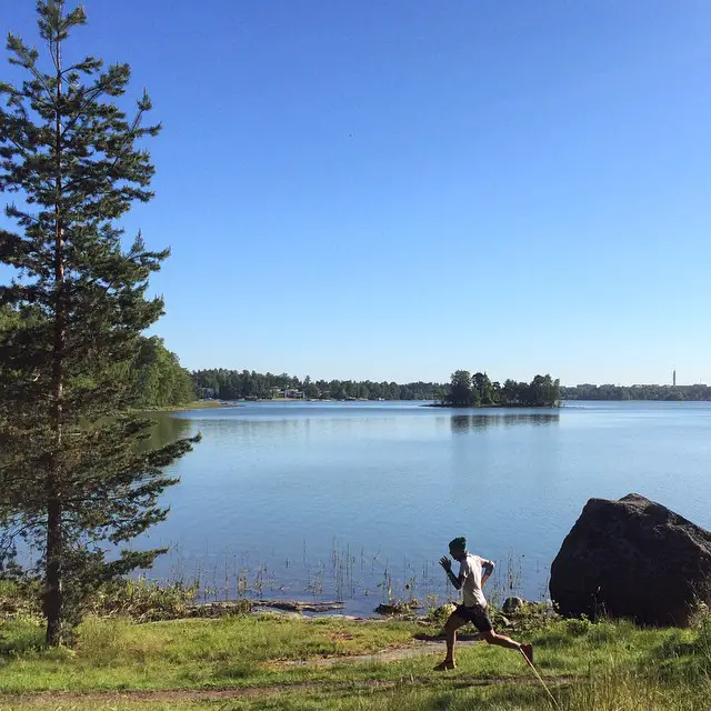 running in helsinki at the waterfront