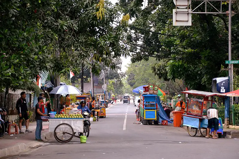 street vendors in Jakarta