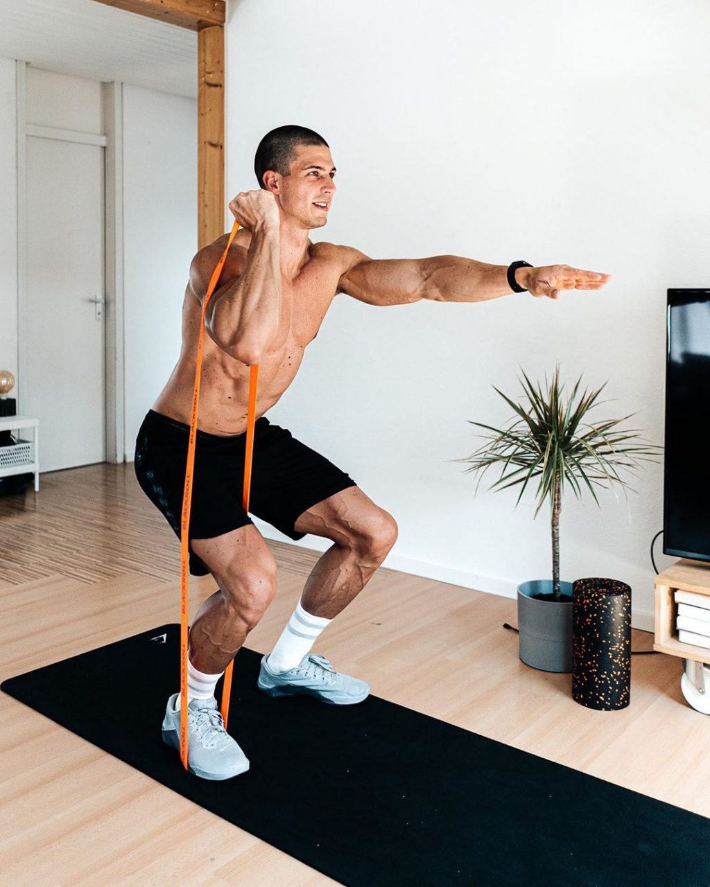 12 Effective Strength Building Workouts For Any Experience Level