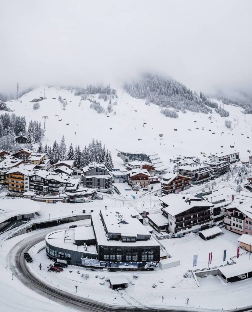 Best skiing resorts for the weekend getaway