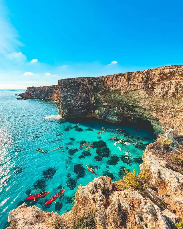 kayaking in malta